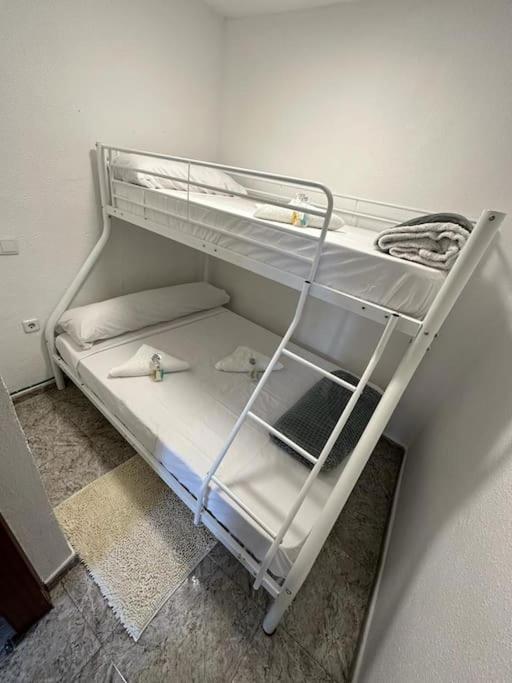 Economico Piso En Madrid Centro公寓 外观 照片